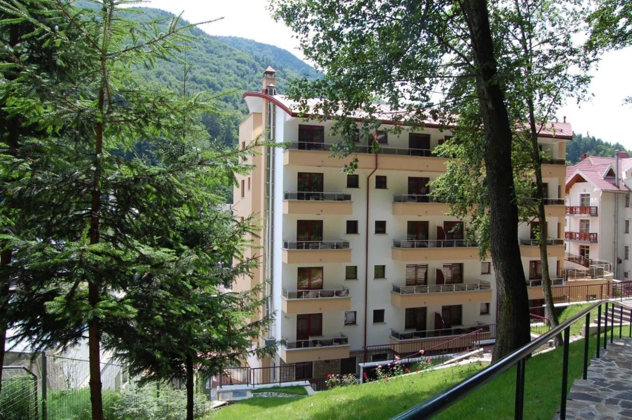 Отель Hotel Nemira Слэник-Молдова