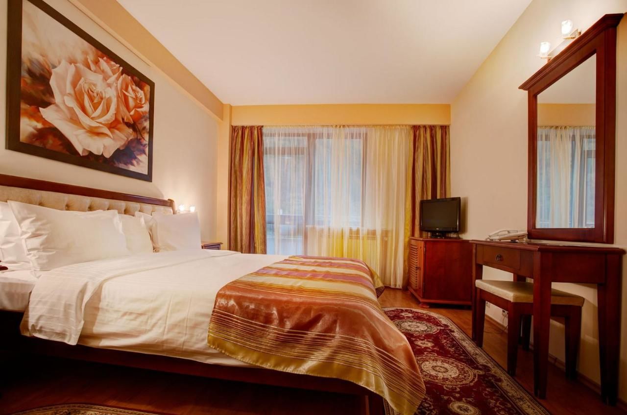 Отель Hotel Nemira Слэник-Молдова-11